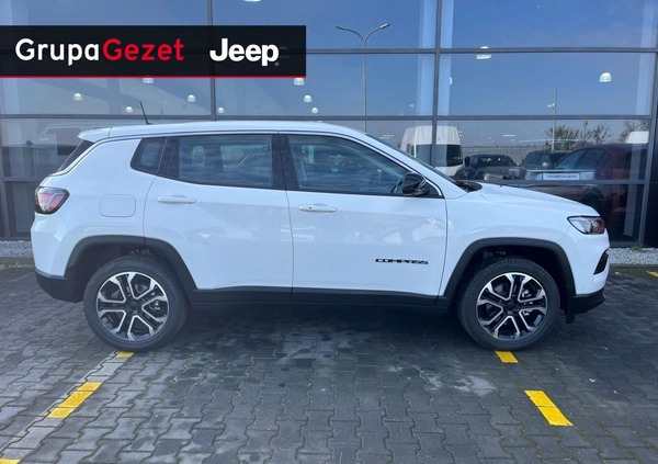 Jeep Compass cena 160500 przebieg: 5, rok produkcji 2024 z Szlichtyngowa małe 56